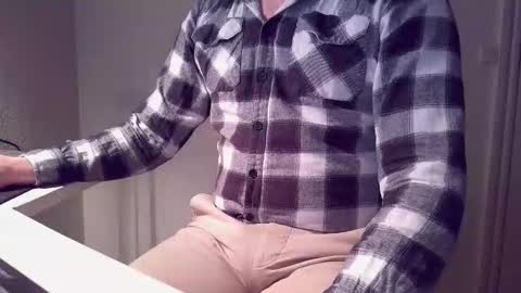 Snapshot of clamshive7 chatting on February 2026 08:58:01 PM clamshive7 online show from February 2026 08:58:01 PM