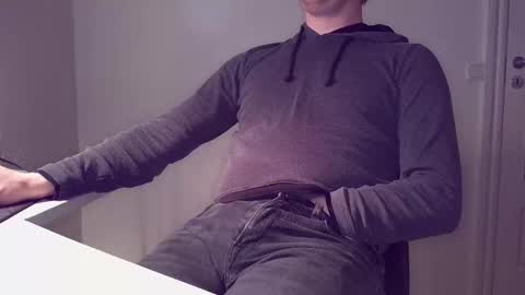 Snapshot of clamshive7 chatting on March 2026 12:06:01 AM clamshive7 online show from March 2026 12:06:01 AM