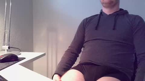 clamshive7 online show from April 2026 06:16:01 AM
