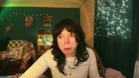 Snapshot of clancyosbourne chatting on March 2026 06:45:02 PM Clancy online show from March 2026 06:45:02 PM