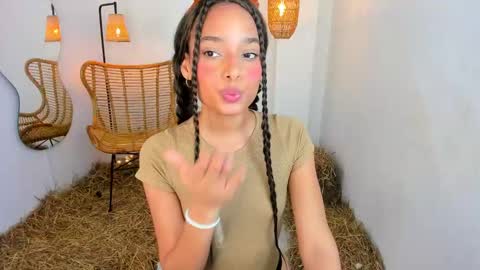 Snapshot of clara_tenssio chatting on December 2024 09:46:02 AM Clara online show from December 2024 09:46:02 AM