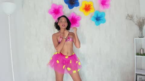 Snapshot of clara_tenssio chatting on January 2025 06:53:02 AM Clara online show from January 2025 06:53:02 AM