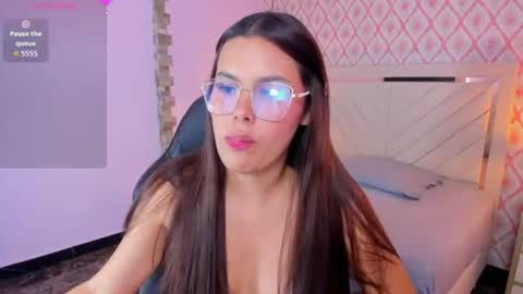 C L A R A  online show from July 2026 07:34:02 PM