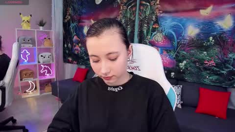 Snapshot of clarabenson chatting on October 2025 06:31:02 PM clarabenson online show from October 2025 06:31:02 PM