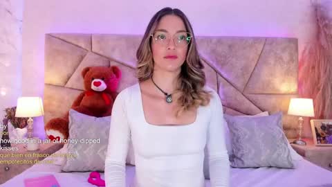 Clara del mar online show from May 2026 10:11:02 AM