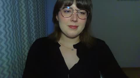 Clara online show from May 2026 05:18:02 PM