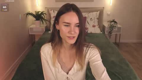 Claire online show from September 2025 01:23:02 PM