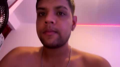 Snapshot of clarentz_baileys chatting on September 2025 03:08:02 AM Clarentz bby online show from September 2025 03:08:02 AM