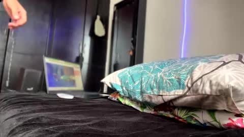 Snapshot of clarentz_baileys chatting on February 2026 08:03:02 PM Clarentz bby online show from February 2026 08:03:02 PM