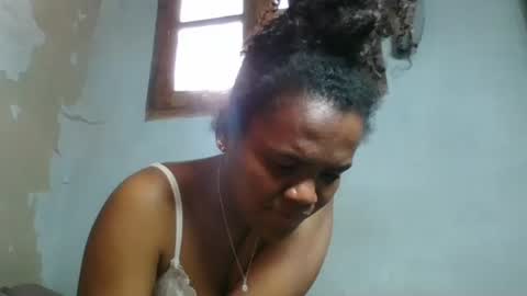 clarisse98 online show from October 2025 03:50:02 AM