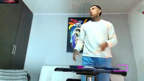 Juanpaindependent model online show from February 2025 01:05:02 PM