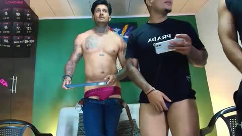 Juanpaindependent model online show from December 2025 05:00:01 PM