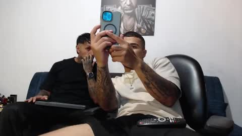 Juanpaindependent model online show from April 2026 08:50:02 PM