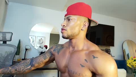 Snapshot of clark_strong chatting on March 2025 02:48:01 AM clark_strong online show from March 2025 02:48:01 AM