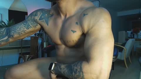 Snapshot of clark_strong chatting on November 2025 08:25:02 PM clark_strong online show from November 2025 08:25:02 PM