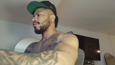 Snapshot of clark_strong chatting on February 2026 10:05:01 AM clark_strong online show from February 2026 10:05:01 AM