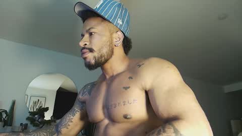 Snapshot of clark_strong chatting on March 2026 01:01:02 AM clark_strong online show from March 2026 01:01:02 AM