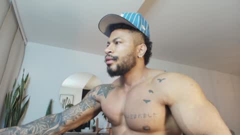 Snapshot of clark_strong chatting on April 2026 11:22:02 AM clark_strong online show from April 2026 11:22:02 AM