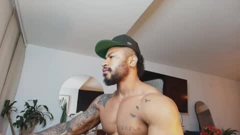 Snapshot of clark_strong chatting on April 2026 11:33:01 AM clark_strong online show from April 2026 11:33:01 AM