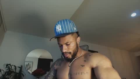 Snapshot of clark_strong chatting on April 2026 09:10:02 PM clark_strong online show from April 2026 09:10:02 PM