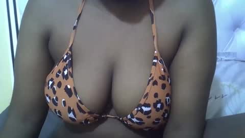 classy_zoey online show from October 2025 08:12:01 AM