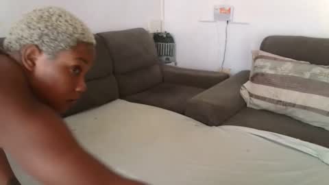 Angel online show from October 2025 04:48:01 AM