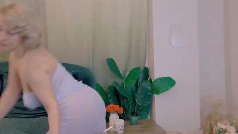 Snapshot of classytinna chatting on February 2025 11:17:02 AM Classy Tinna online show from February 2025 11:17:02 AM