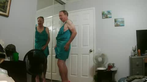 Claudia online show from September 2025 02:21:01 PM