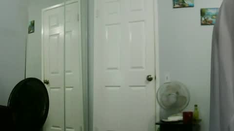 Claudia online show from May 2026 04:04:01 PM
