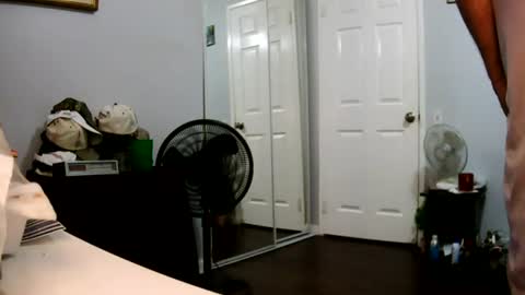 Claudia online show from June 2026 01:46:01 PM