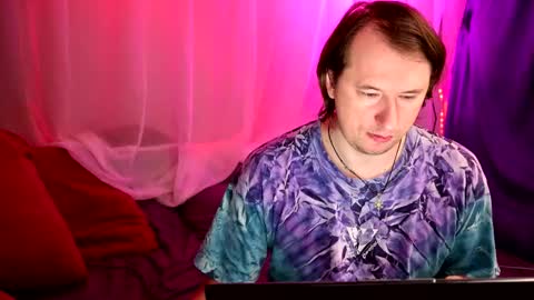 Snapshot of claudia_and_elon chatting on October 2025 02:20:01 AM Claudia Cyberfox and Elon online show from October 2025 02:20:01 AM