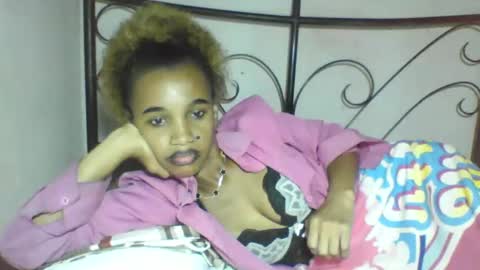 Snapshot of claudiannah chatting on April 2026 01:20:02 AM claudianne online show from April 2026 01:20:02 AM
