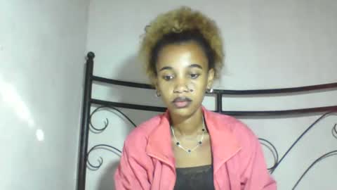 Snapshot of claudiannah chatting on May 2026 04:19:02 AM claudianne online show from May 2026 04:19:02 AM