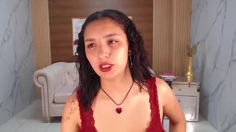 Claudina  online show from October 2025 02:10:01 PM