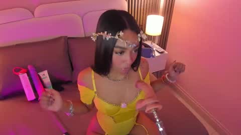 clauwdeen  wolf online show from September 2025 07:26:02 PM