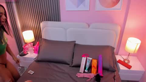 clauwdeen  wolf online show from October 2025 07:47:02 PM