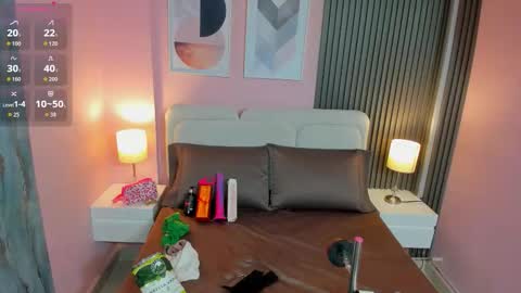 clauwdeen  wolf online show from December 2025 07:21:02 PM