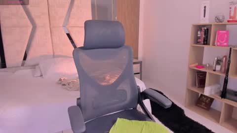 Snapshot of cleeoadams_ chatting on November 2025 05:39:01 AM Cleo Adams online show from November 2025 05:39:01 AM