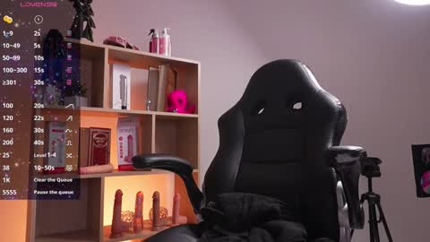 Snapshot of cleeoadams_ chatting on February 2026 05:06:01 AM Cleo Adams online show from February 2026 05:06:01 AM