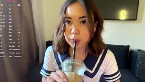 Lili online show from July 2026 01:10:01 PM