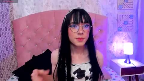 Snapshot of cleo_nilee chatting on October 2025 03:40:01 AM cleo online show from October 2025 03:40:01 AM