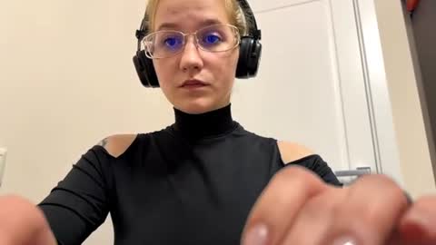 Rachel online show from July 2026 06:43:01 PM
