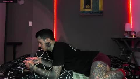 Snapshot of cleosexxx chatting on March 2026 06:59:01 PM cleo y maikol online show from March 2026 06:59:01 PM