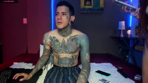 Snapshot of cleosexxx chatting on March 2026 06:34:01 PM cleo y maikol online show from March 2026 06:34:01 PM