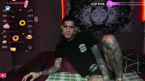Snapshot of cleosexxx chatting on May 2026 08:05:02 PM cleo y maikol online show from May 2026 08:05:02 PM
