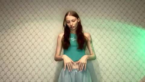 Snapshot of cleotilderinde chatting on January 2026 04:11:01 PM Cleo online show from January 2026 04:11:01 PM