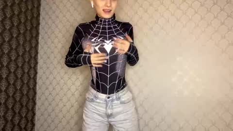 Snapshot of cleotilderinde chatting on February 2026 06:13:02 PM Cleo online show from February 2026 06:13:02 PM