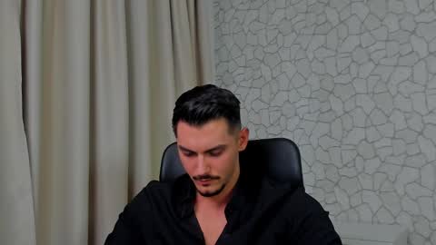 Snapshot of clintmasterss chatting on January 2025 02:39:01 PM ClintMasterss online show from January 2025 02:39:01 PM