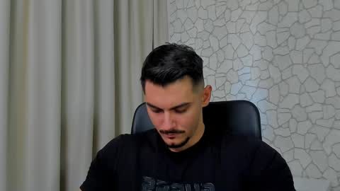 Snapshot of clintmasterss chatting on January 2025 12:01:01 PM ClintMasterss online show from January 2025 12:01:01 PM