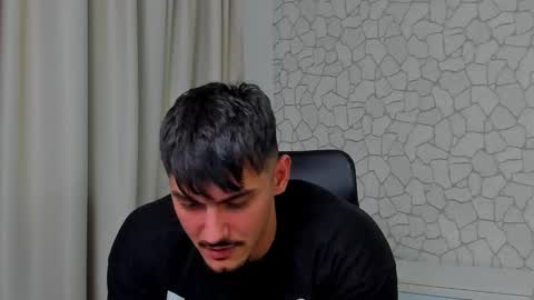 Snapshot of clintmasterss chatting on January 2025 04:02:02 PM ClintMasterss online show from January 2025 04:02:02 PM